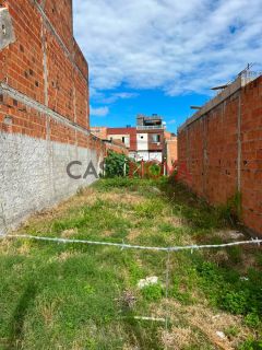Terreno no Santos Dumont medindo 138 m²