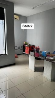 Prédio com sala comercial no Bairro São José