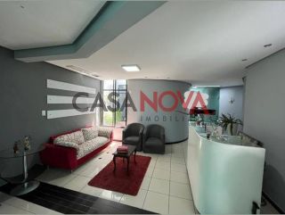 Prédio com sala comercial no Bairro São José