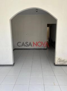 Casa com 3/4 no Orlando Dantas