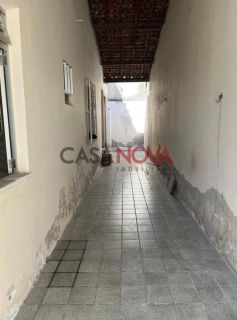 Casa com 3/4 no Orlando Dantas
