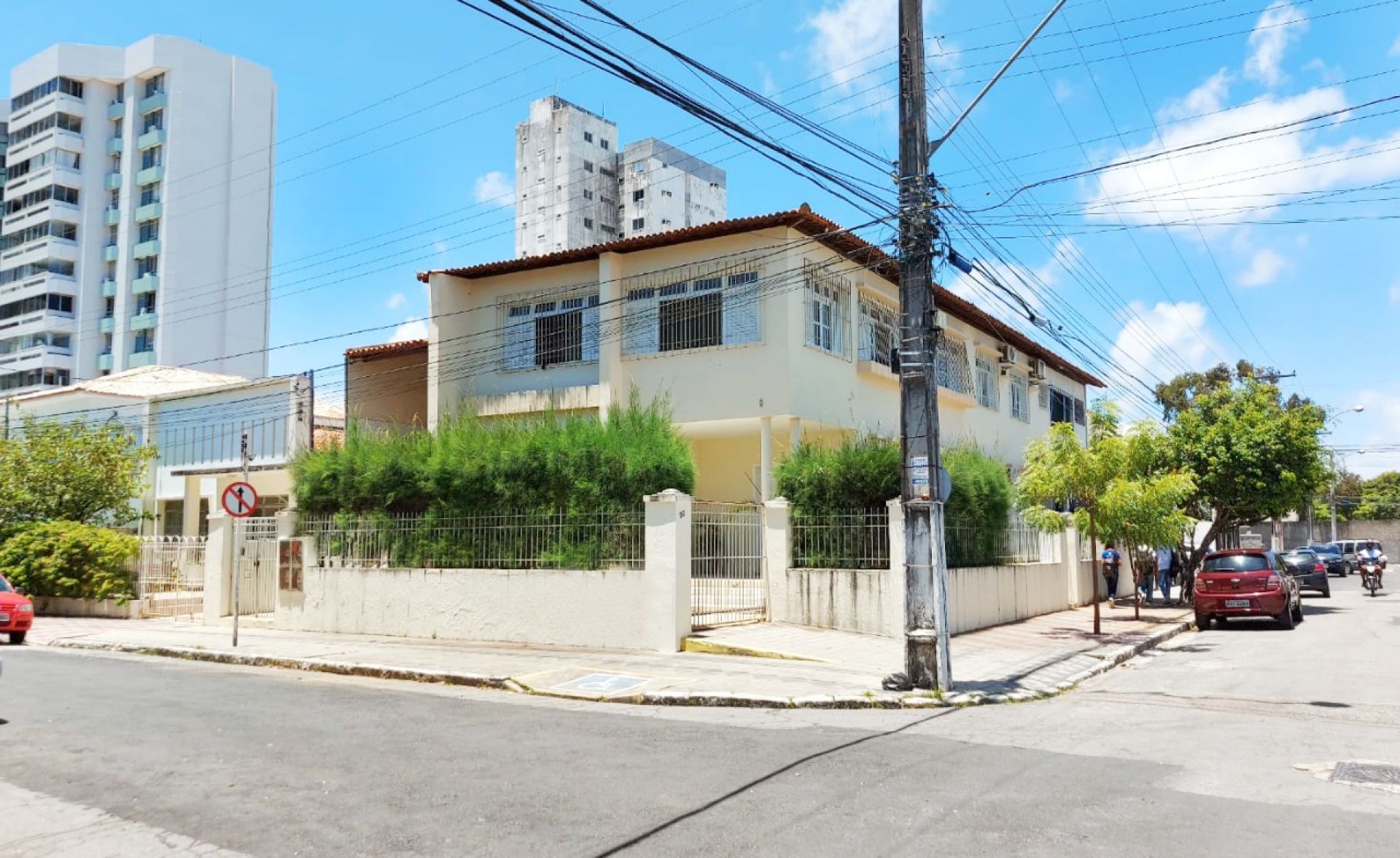 Imóvel Duplex de Esquina em Bairro São José