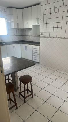 Prédio Residencial com 4 Apartamentos – Excelente Estrutura e Privacidade