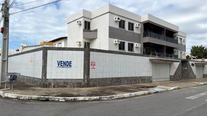 Prédio Residencial com 4 Apartamentos – Excelente Estrutura e Privacidade