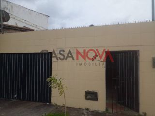Casa com 3/4 na Coroa do Meio
