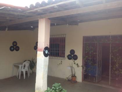 Casa com 3/4 na Coroa do Meio
