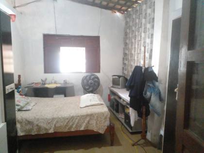 Casa com 3/4 na Coroa do Meio