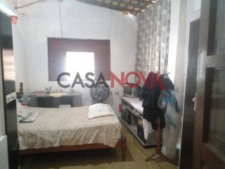 Casa com 3/4 na Coroa do Meio