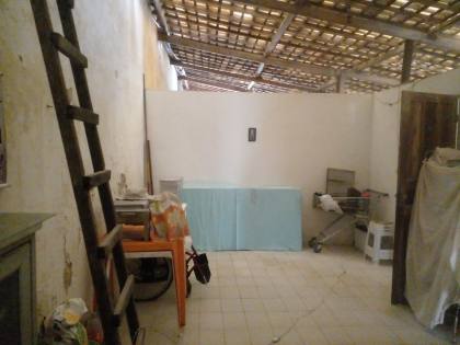 Casa com 3/4 na Coroa do Meio
