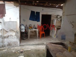 Casa com 3/4 na Coroa do Meio