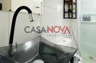 Apartamento em ótima localização com 2/4 na Aruana