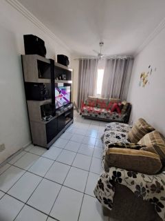 Apartamento no Olaria 1º andar com 2/4