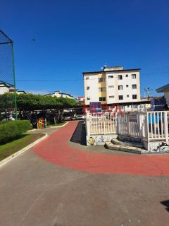 Apartamento no Olaria 1º andar com 2/4