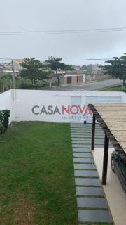 Casa duplex com 3 suítes na Aruana