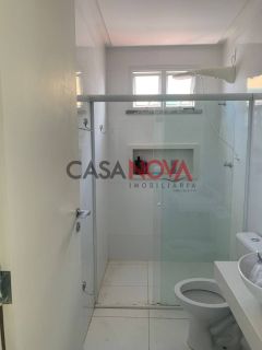 Casa duplex com 3 suítes na Aruana