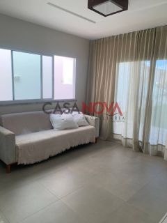 Casa duplex com 3 suítes na Aruana