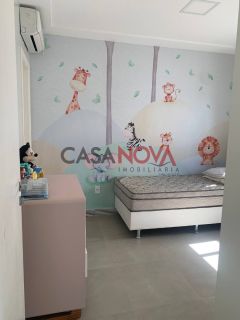 Casa duplex com 3 suítes na Aruana