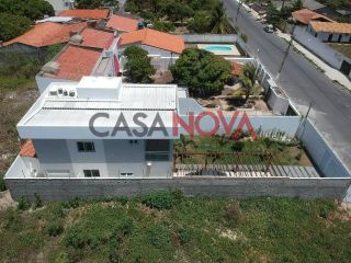 Casa duplex com 3 suítes na Aruana