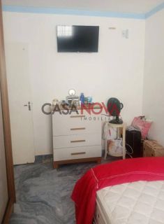 Casa com 2/4 na Aruana, próximo ao Shopping