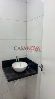 Casa com 3/4 no Fernando Collor