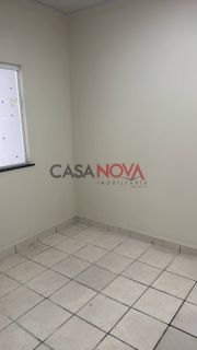Casa com 3/4 no Fernando Collor