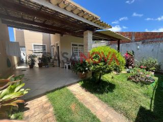 Casa duplex com 5/4 na Aruana