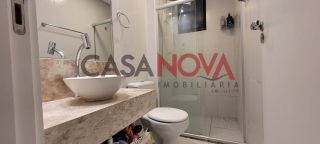 Apartamento reformado, com 2/4 no Bairro Luzia