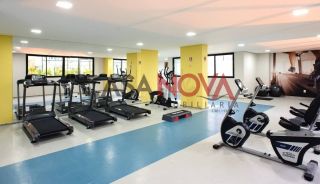 Apartamento reformado, com 2/4 no Bairro Luzia