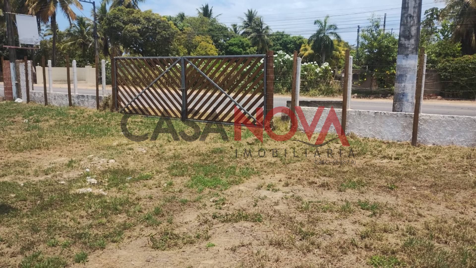 Excelente Terreno medindo 10 x 33 na Rodovia dos Náufragos