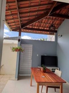 Casa Duplex em Condomínio fechado na Coroa do Meio em ótima localização