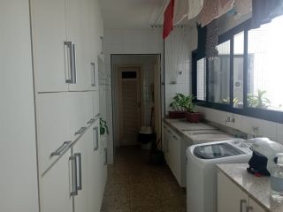 VENDO MANSÃO  BAIRRO 13 JULHO
