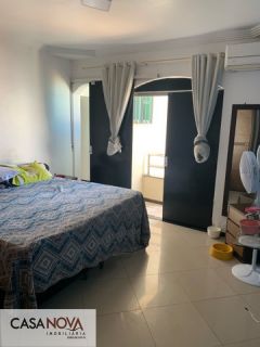 Casa Alto Padrão com Piscina a Venda no Bairro Atalaia a 400m² da Orla.