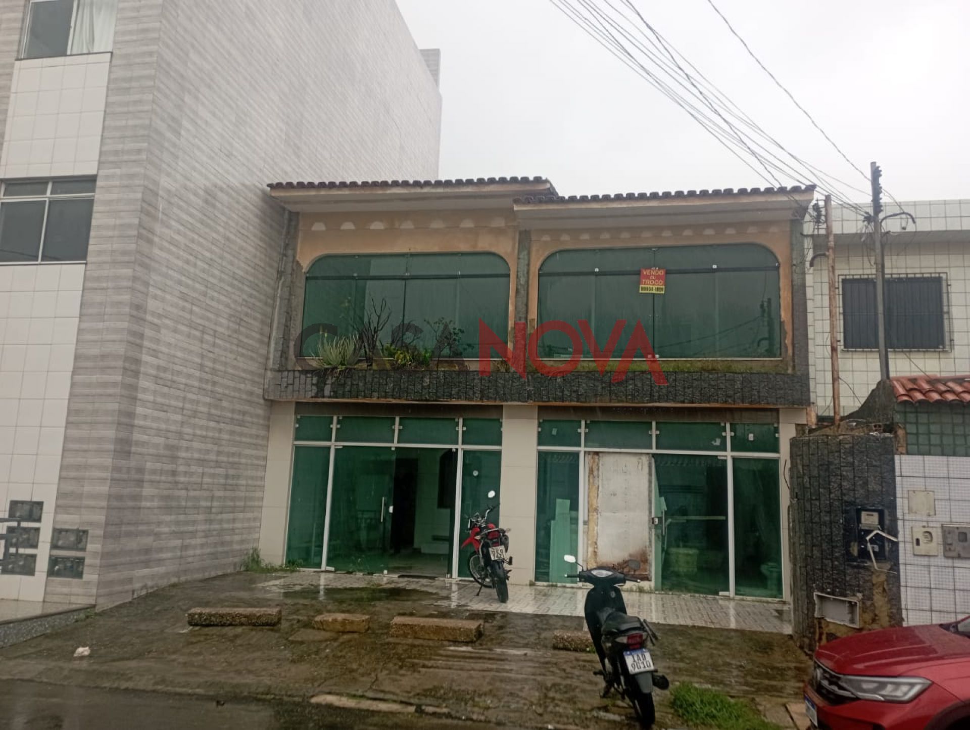 CASA DUPLEX NA COROA DO MEIO COM 4/4 SENDO 2 SUÍTES