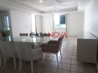 Apartamento em ótima localização na 13 de Julho
