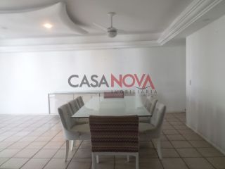 Apartamento em ótima localização na 13 de Julho