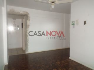 Apartamento em ótima localização na 13 de Julho