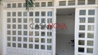 Excelente casa com piscina próximo à AABB