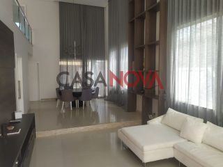 CASA A VENDA COM 3 SUITES COM CLOSET EM CONDOMINIO FECHADO NA ARUANA
