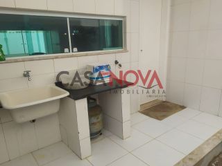 CASA A VENDA COM 3 SUITES COM CLOSET EM CONDOMINIO FECHADO NA ARUANA