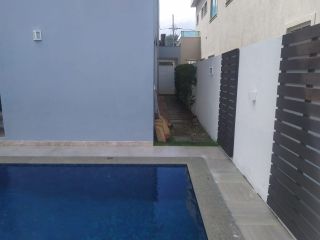 CASA A VENDA COM 3 SUITES COM CLOSET EM CONDOMINIO FECHADO NA ARUANA