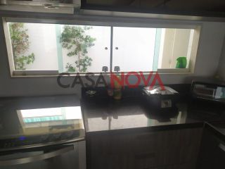 CASA A VENDA COM 3 SUITES COM CLOSET EM CONDOMINIO FECHADO NA ARUANA