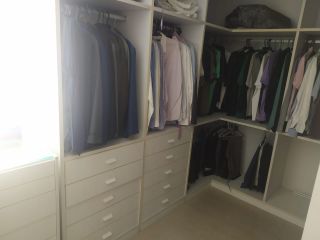 CASA A VENDA COM 3 SUITES COM CLOSET EM CONDOMINIO FECHADO NA ARUANA