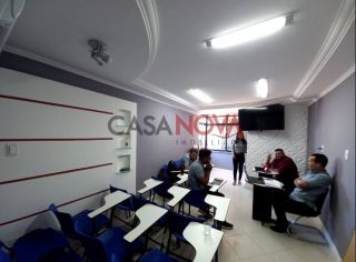 PRÉDIO COMERCIAL NO GRAGERÚ, POR TRÁS DO POSTO SINHAZINHA
