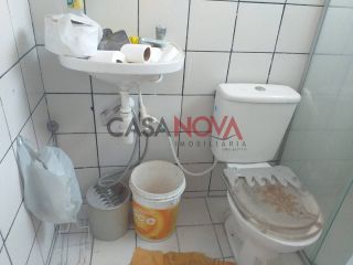 CASA EM ÓTIMA LOCALIZAÇÃO NO BAIRRO SUÍSSA