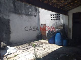 CASA EM ÓTIMA LOCALIZAÇÃO NO BAIRRO SUÍSSA