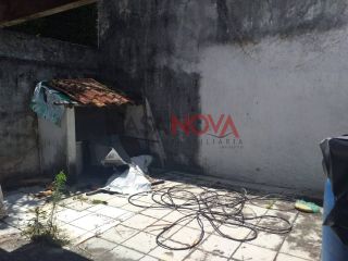 CASA EM ÓTIMA LOCALIZAÇÃO NO BAIRRO SUÍSSA