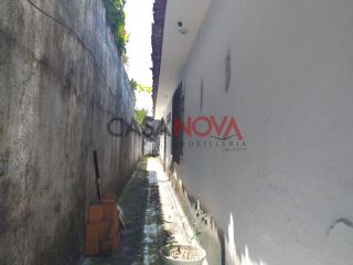 CASA EM ÓTIMA LOCALIZAÇÃO NO BAIRRO SUÍSSA