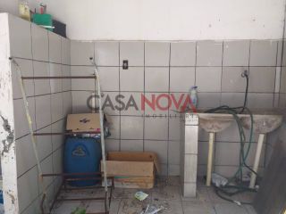CASA EM ÓTIMA LOCALIZAÇÃO NO BAIRRO SUÍSSA