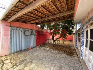 CASA DE ESQUINA À VENDA NO PEREIRA LOBO - EXCELENTE OPORTUNIDADE COMERCIAL