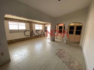 CASA DE ESQUINA À VENDA NO PEREIRA LOBO - EXCELENTE OPORTUNIDADE COMERCIAL